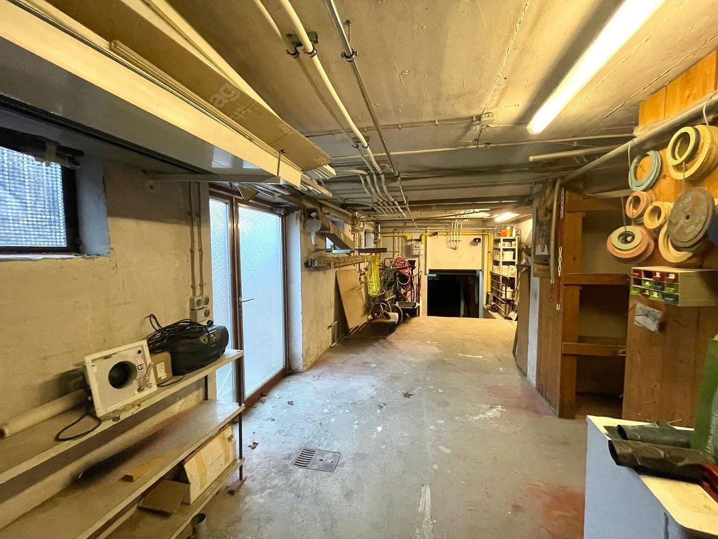 Pronájem nebytového prostoru 105 m², Brettergartenstraße 57, Nürnberg, Bavorsko Pronájem nebytového prostoru 105 m², Brettergartenstraße 57, Nürnberg, Bavorsko