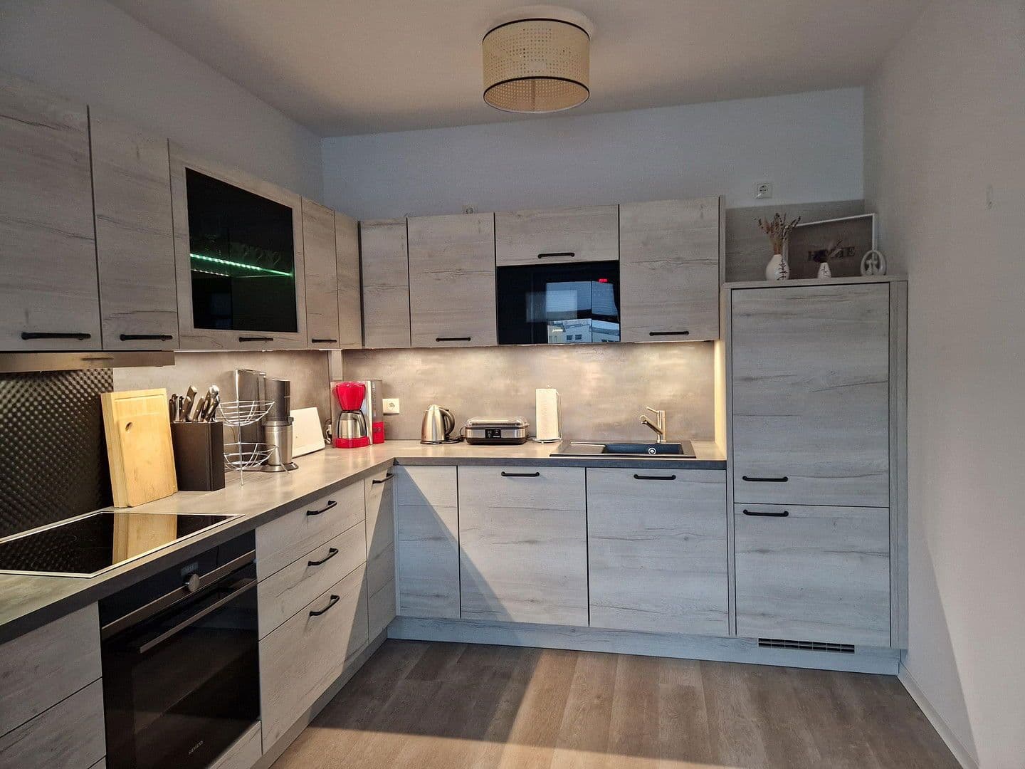 Pronájem bytu 2+1 54 m², Greifswald, Mecklenburg-Vorpommern Pronájem bytu 2+1 54 m², Greifswald, Mecklenburg-Vorpommern