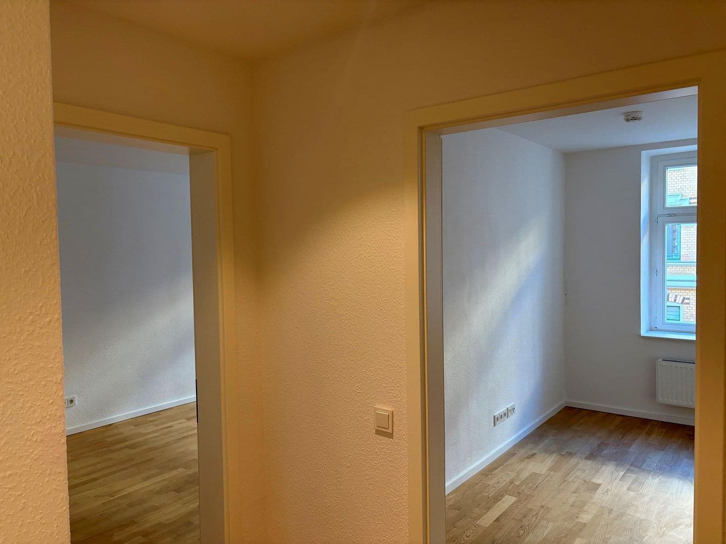 Pronájem bytu 3+1 74 m², Rinckartstraße 5, Leipzig, Sasko Pronájem bytu 3+1 74 m², Rinckartstraße 5, Leipzig, Sasko