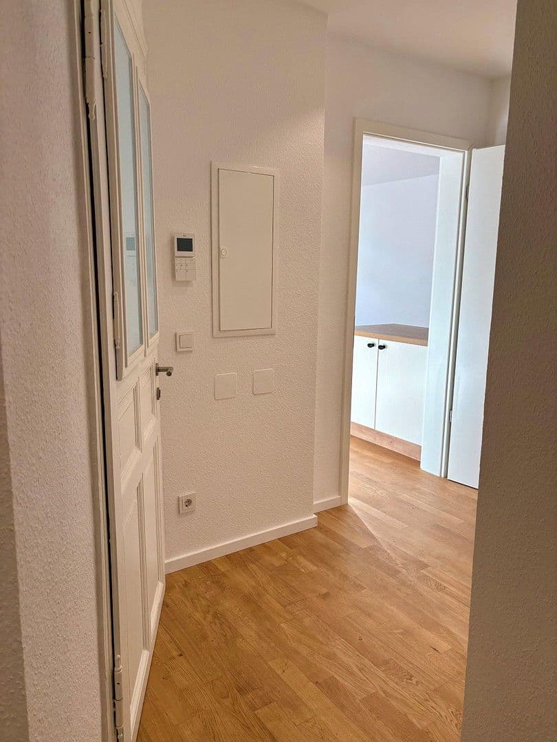 Pronájem bytu 3+1 74 m², Rinckartstraße 5, Leipzig, Sasko Pronájem bytu 3+1 74 m², Rinckartstraße 5, Leipzig, Sasko