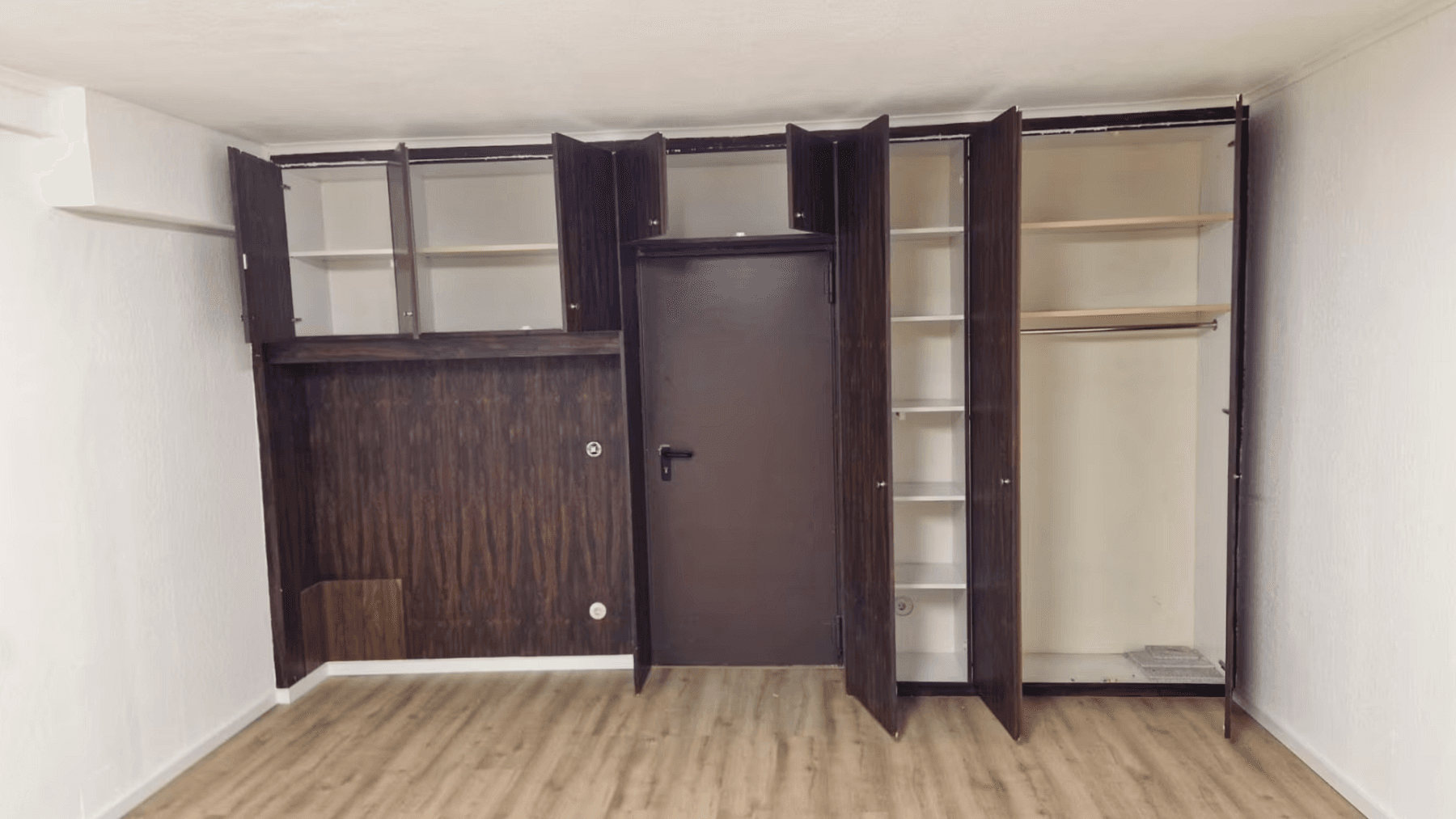 Pronájem nebytového prostoru 28 m², Überlinger Weg 5, München, Bavorsko Pronájem nebytového prostoru 28 m², Überlinger Weg 5, München, Bavorsko