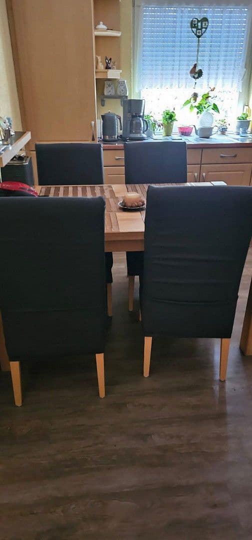 Prodej domu 144 m², pozemek 2.200 m², Petersberg, Sasko-Anhaltsko Prodej domu 144 m², pozemek 2.200 m², Petersberg, Sasko-Anhaltsko