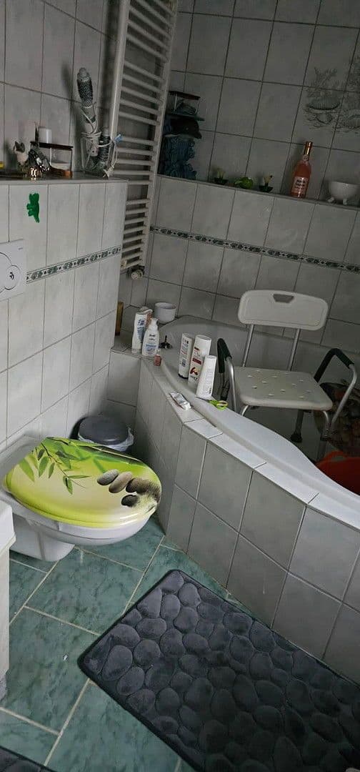 Prodej domu 144 m², pozemek 2.200 m², Petersberg, Sasko-Anhaltsko Prodej domu 144 m², pozemek 2.200 m², Petersberg, Sasko-Anhaltsko