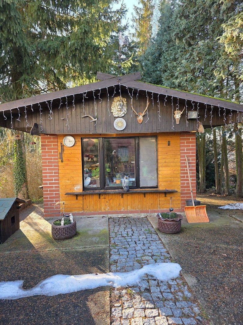 Prodej domu 144 m², pozemek 2.200 m², Petersberg, Sasko-Anhaltsko Prodej domu 144 m², pozemek 2.200 m², Petersberg, Sasko-Anhaltsko