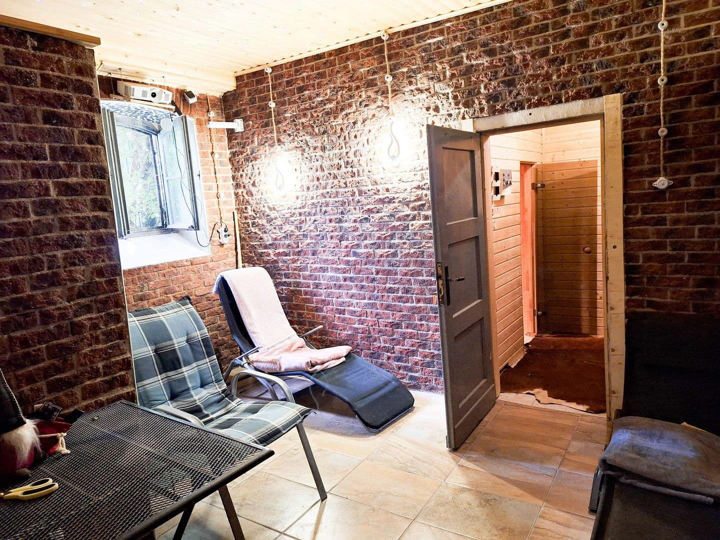 Prodej domu 204 m², pozemek 495 m², Krefeld, Severní Porýní-Vestfálsko Prodej domu 204 m², pozemek 495 m², Krefeld, Severní Porýní-Vestfálsko