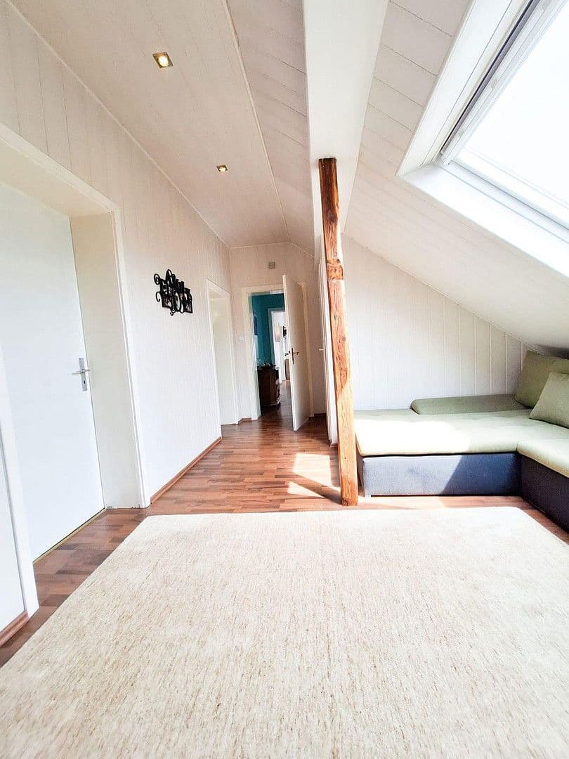 Prodej domu 204 m², pozemek 495 m², Krefeld, Severní Porýní-Vestfálsko Prodej domu 204 m², pozemek 495 m², Krefeld, Severní Porýní-Vestfálsko