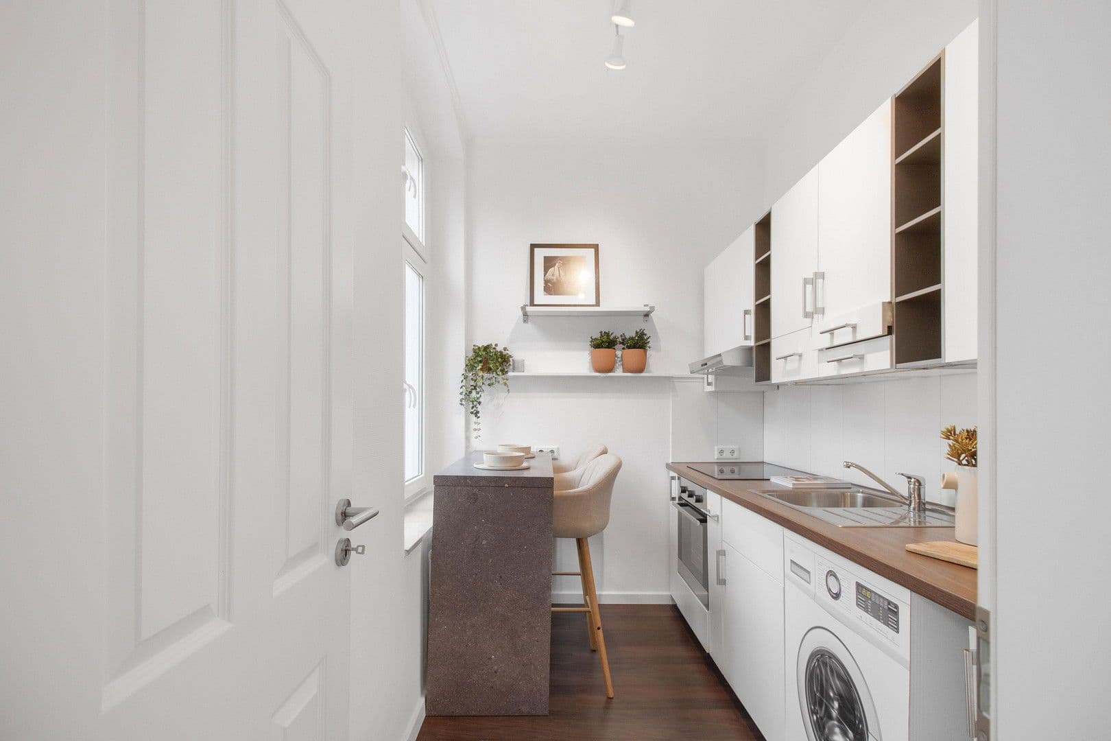 Prodej bytu 1+1 32 m², Düsseldorf, Severní Porýní-Vestfálsko Prodej bytu 1+1 32 m², Düsseldorf, Severní Porýní-Vestfálsko