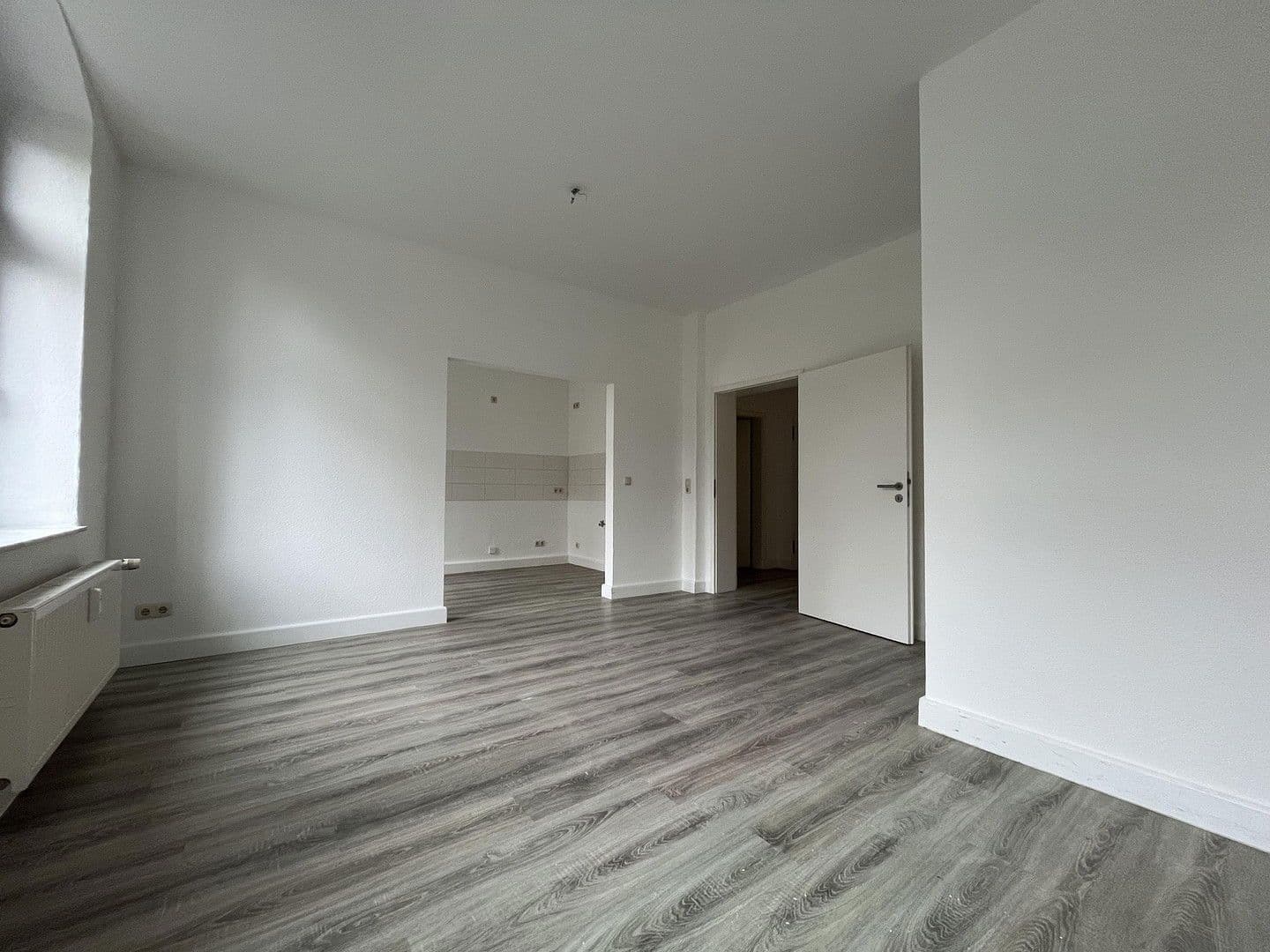 Pronájem bytu 3+1 78 m², Kolpingstraße 36, Cvikov, Sasko Pronájem bytu 3+1 78 m², Kolpingstraße 36, Cvikov, Sasko