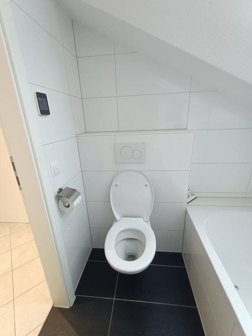 Pronájem bytu 2+1 51 m², Balinger Str. 12, Leonberg, Bádensko-Württembersko Pronájem bytu 2+1 51 m², Balinger Str. 12, Leonberg, Bádensko-Württembersko