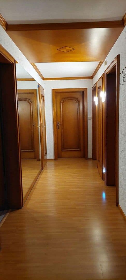 Pronájem bytu 3+1 86 m², Tulpenweg 5, Friesenheim, Bádensko-Württembersko Pronájem bytu 3+1 86 m², Tulpenweg 5, Friesenheim, Bádensko-Württembersko