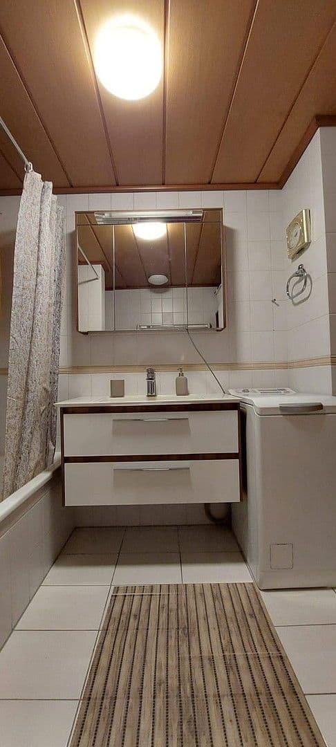 Pronájem bytu 3+1 86 m², Tulpenweg 5, Friesenheim, Bádensko-Württembersko Pronájem bytu 3+1 86 m², Tulpenweg 5, Friesenheim, Bádensko-Württembersko