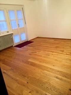 Prodej domu 274 m², pozemek 679 m², Nandlstadt, Bavorsko Prodej domu 274 m², pozemek 679 m², Nandlstadt, Bavorsko