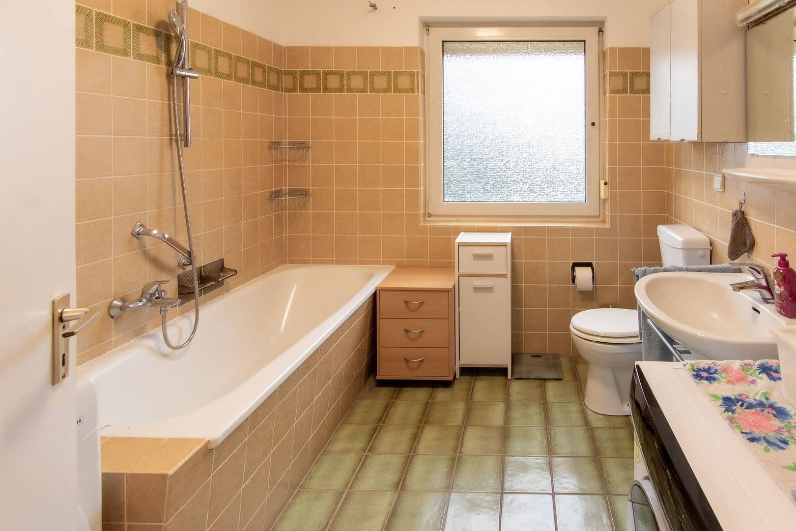 Prodej domu 138 m², pozemek 762 m², Nauort, Porýní-Falc Prodej domu 138 m², pozemek 762 m², Nauort, Porýní-Falc