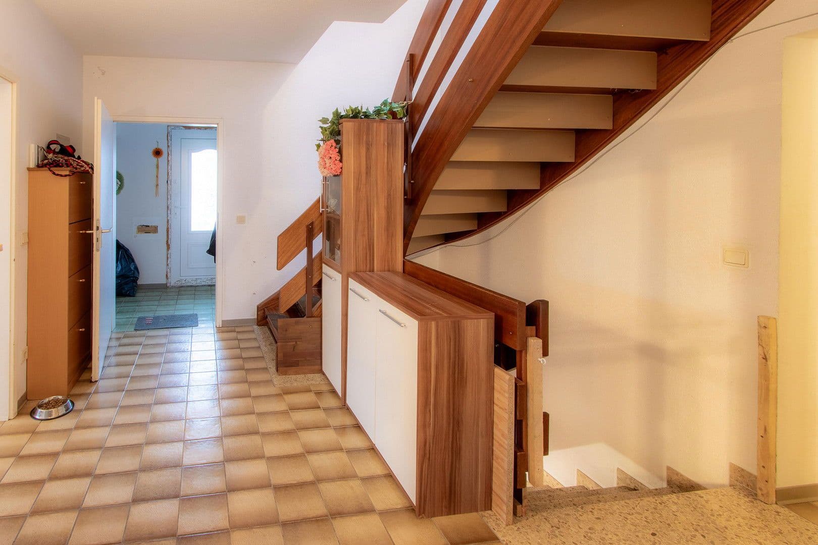 Prodej domu 138 m², pozemek 762 m², Nauort, Porýní-Falc Prodej domu 138 m², pozemek 762 m², Nauort, Porýní-Falc