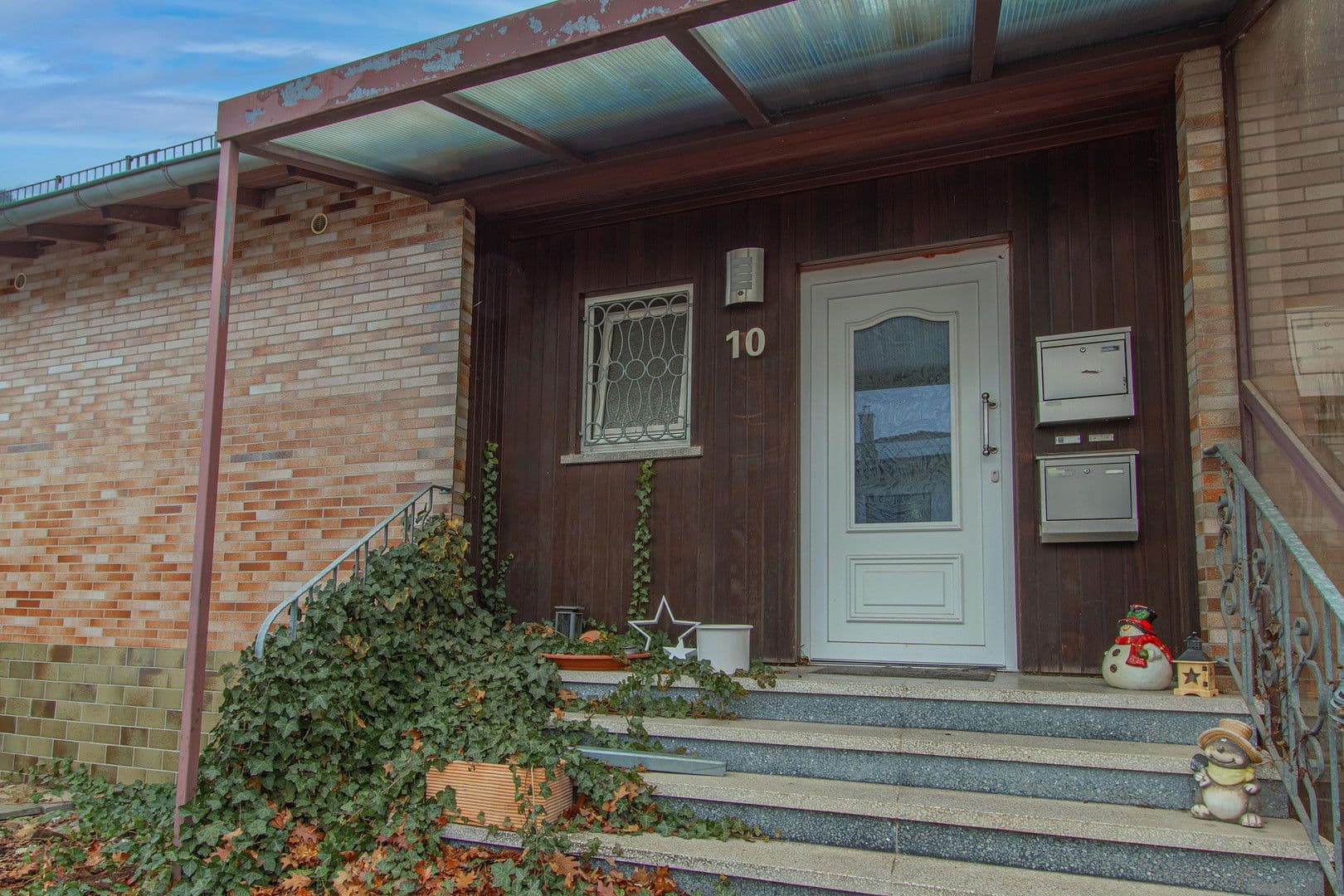 Prodej domu 138 m², pozemek 762 m², Nauort, Porýní-Falc Prodej domu 138 m², pozemek 762 m², Nauort, Porýní-Falc