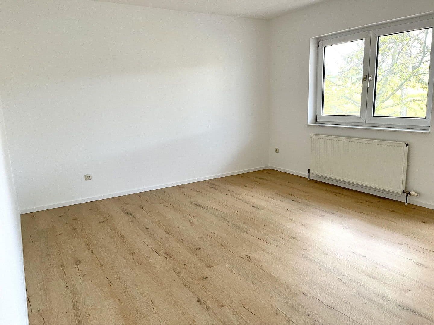 Prodej bytu 2+1 67 m², Erbes-Büdesheim, Porýní-Falc Prodej bytu 2+1 67 m², Erbes-Büdesheim, Porýní-Falc