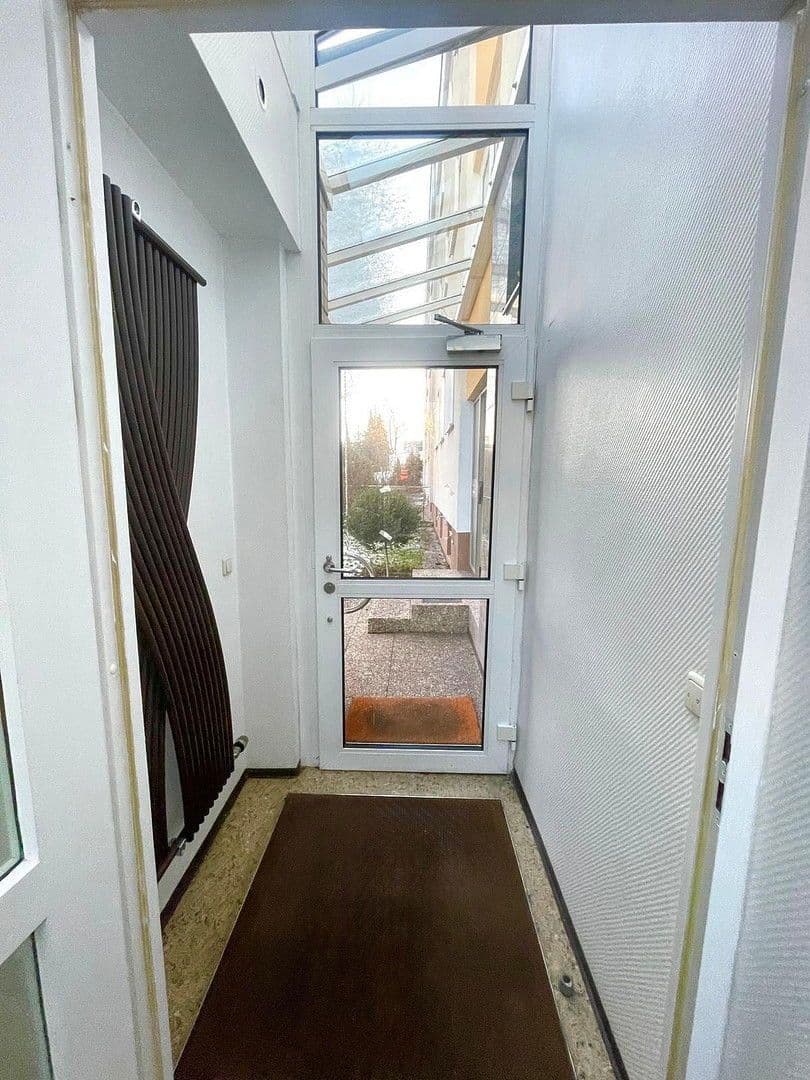 Pronájem kanceláře 155 m², Brettergartenstraße 57, Nürnberg, Bavorsko Pronájem kanceláře 155 m², Brettergartenstraße 57, Nürnberg, Bavorsko