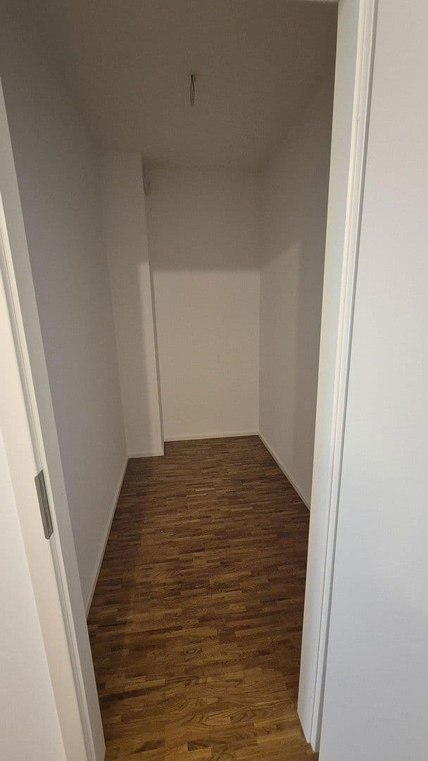 Pronájem bytu 2+1 67 m², Ludwig-Landmann-Straße 381, Frankfurt am Main, Hessen Pronájem bytu 2+1 67 m², Ludwig-Landmann-Straße 381, Frankfurt am Main, Hessen