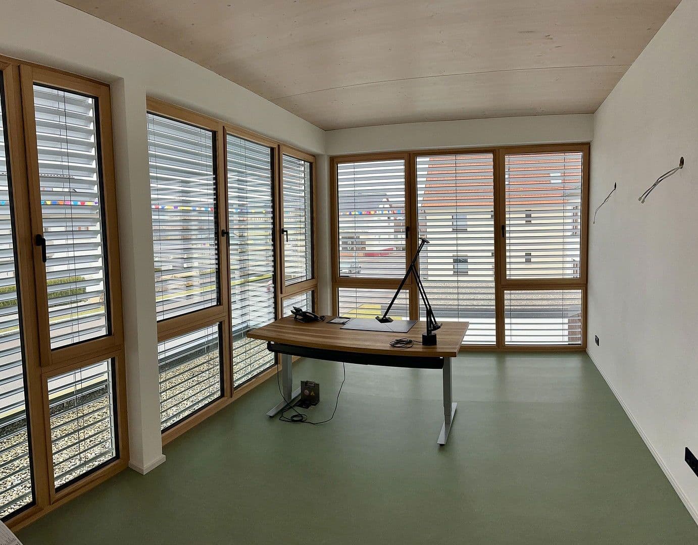 Pronájem kanceláře 50 m², Engstingen, Bádensko-Württembersko Pronájem kanceláře 50 m², Engstingen, Bádensko-Württembersko