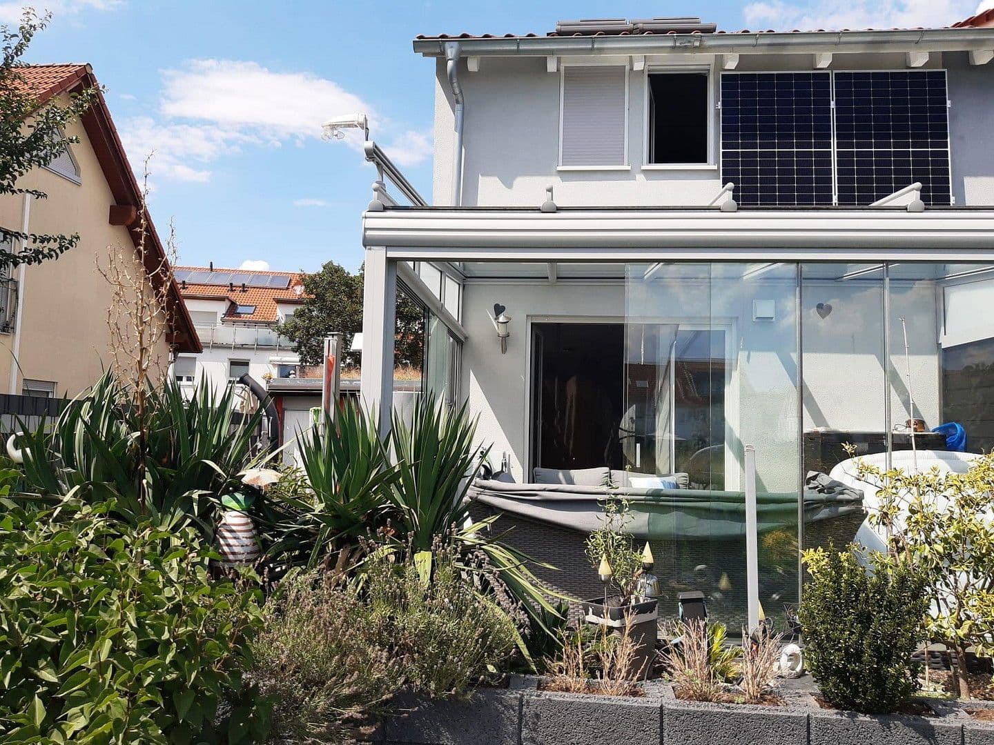 Prodej domu 79 m², pozemek 201 m², Flörsheim, Hessen Prodej domu 79 m², pozemek 201 m², Flörsheim, Hessen