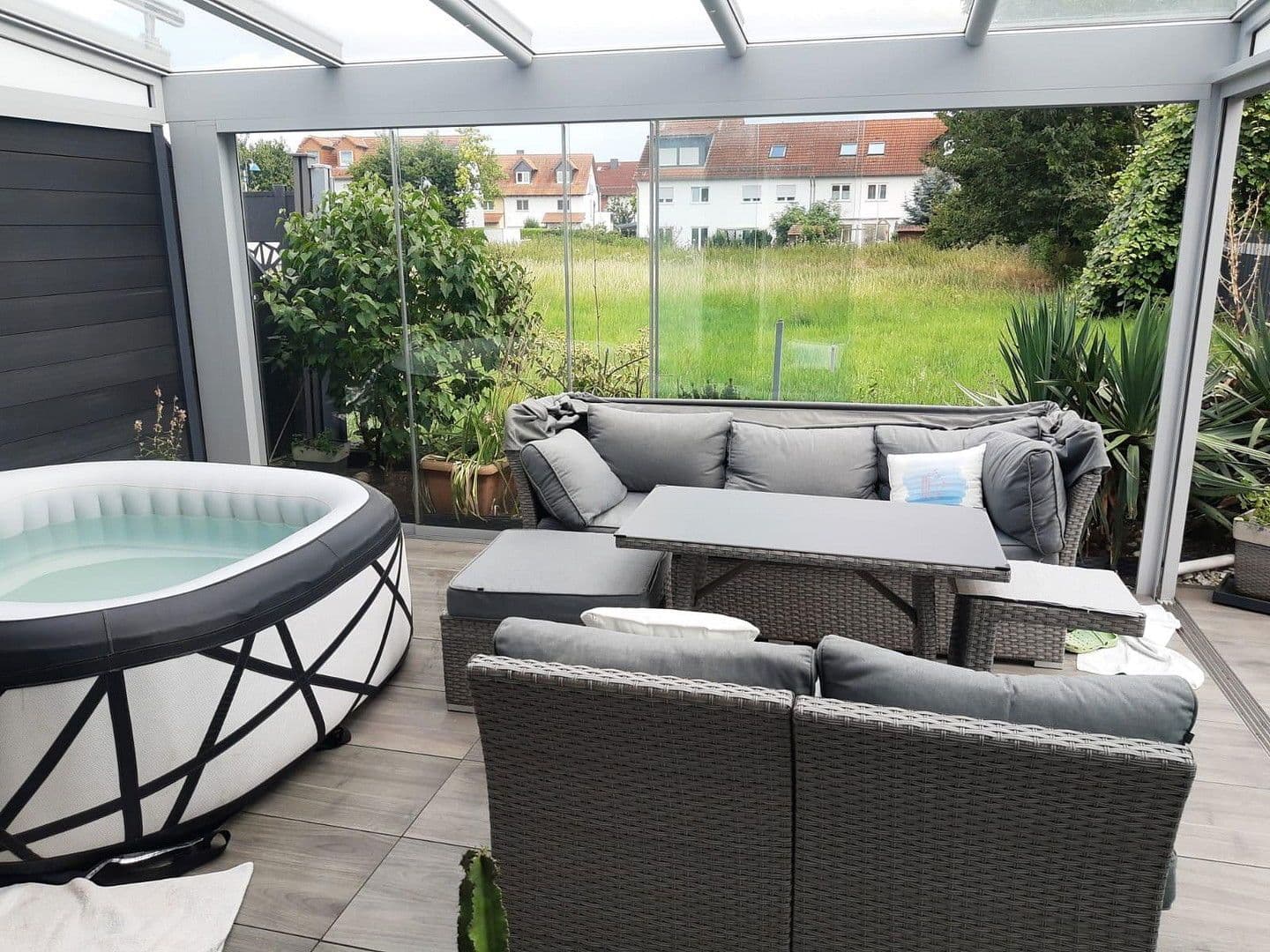 Prodej domu 79 m², pozemek 201 m², Flörsheim, Hessen Prodej domu 79 m², pozemek 201 m², Flörsheim, Hessen