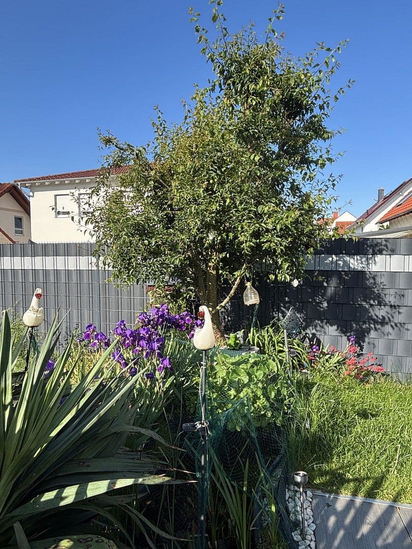 Prodej domu 79 m², pozemek 201 m², Flörsheim, Hessen Prodej domu 79 m², pozemek 201 m², Flörsheim, Hessen