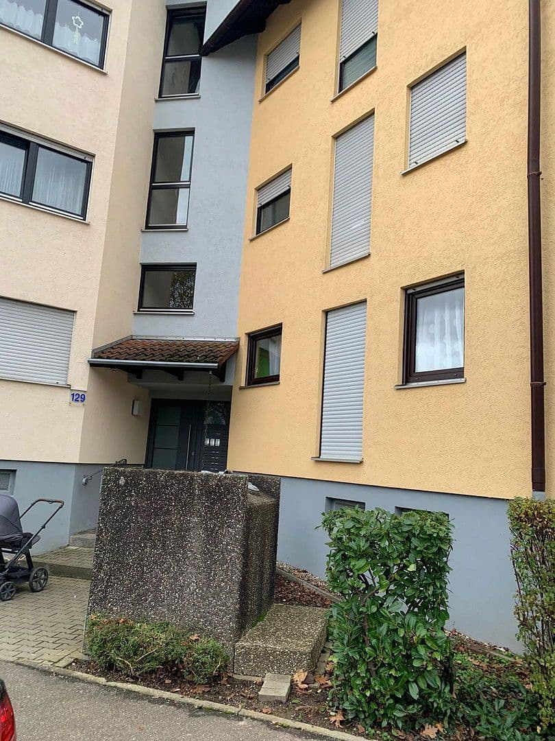 Pronájem bytu 3+kk 98 m², Leonberg, Bádensko-Württembersko Pronájem bytu 3+kk 98 m², Leonberg, Bádensko-Württembersko