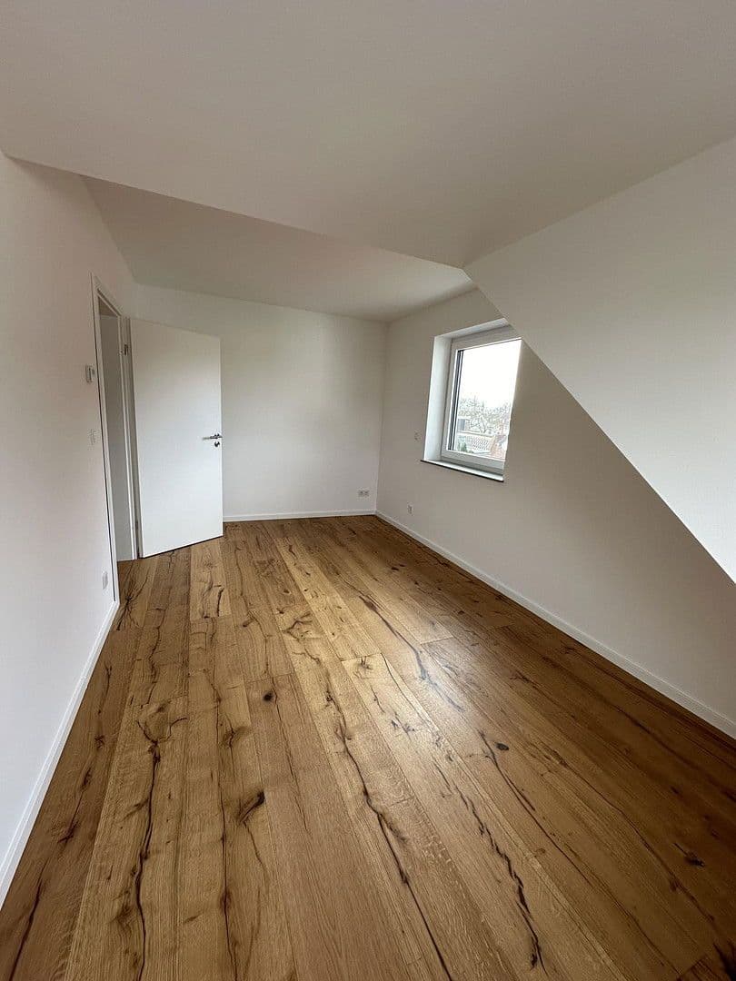 Prodej bytu 3+1 106 m², Buchenstraße 39, Düsseldorf, Severní Porýní-Vestfálsko Prodej bytu 3+1 106 m², Buchenstraße 39, Düsseldorf, Severní Porýní-Vestfálsko