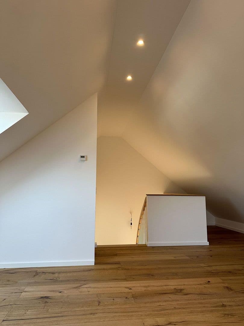 Prodej bytu 3+1 106 m², Buchenstraße 39, Düsseldorf, Severní Porýní-Vestfálsko Prodej bytu 3+1 106 m², Buchenstraße 39, Düsseldorf, Severní Porýní-Vestfálsko