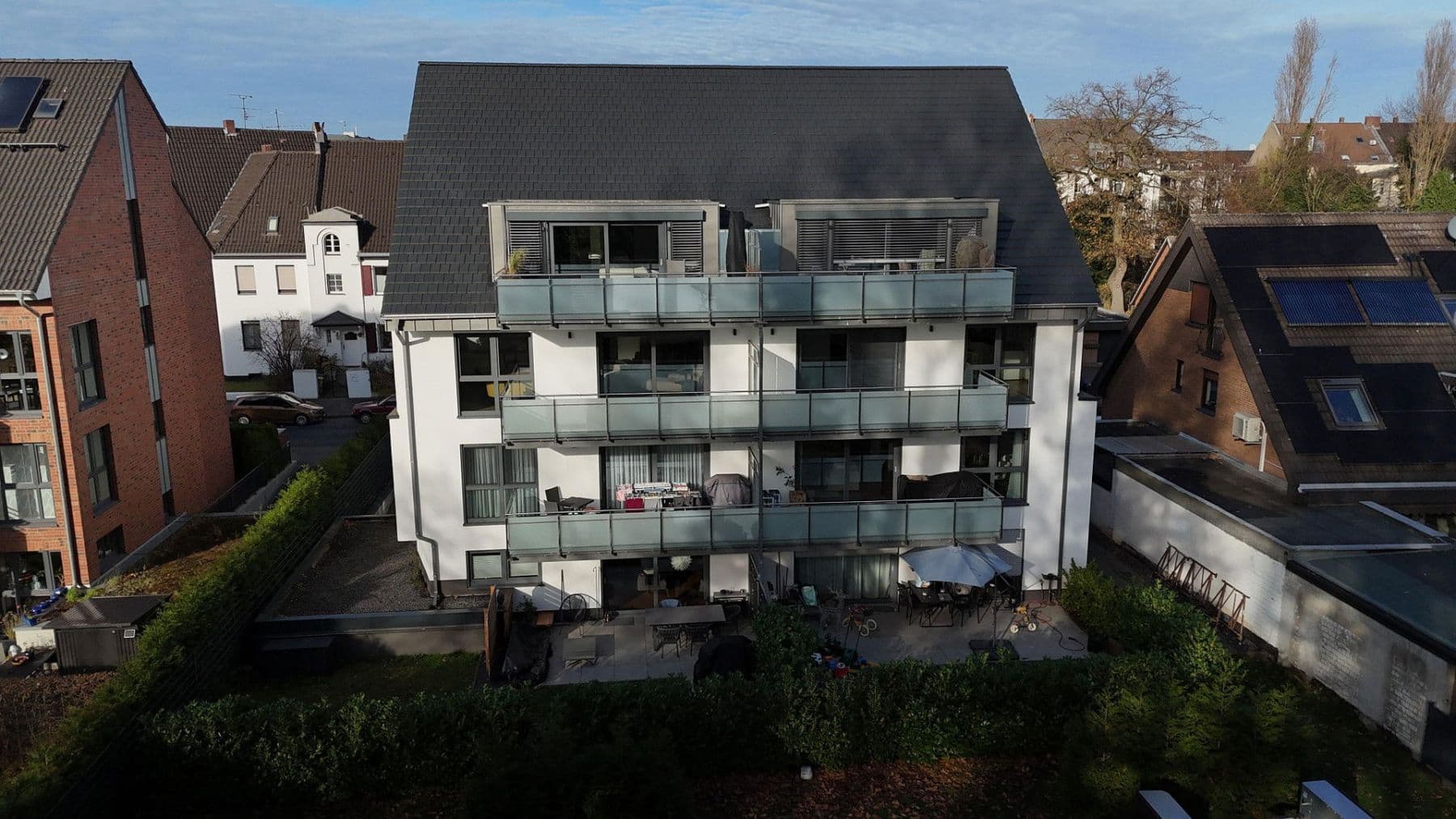Prodej bytu 3+1 106 m², Buchenstraße 39, Düsseldorf, Severní Porýní-Vestfálsko Prodej bytu 3+1 106 m², Buchenstraße 39, Düsseldorf, Severní Porýní-Vestfálsko