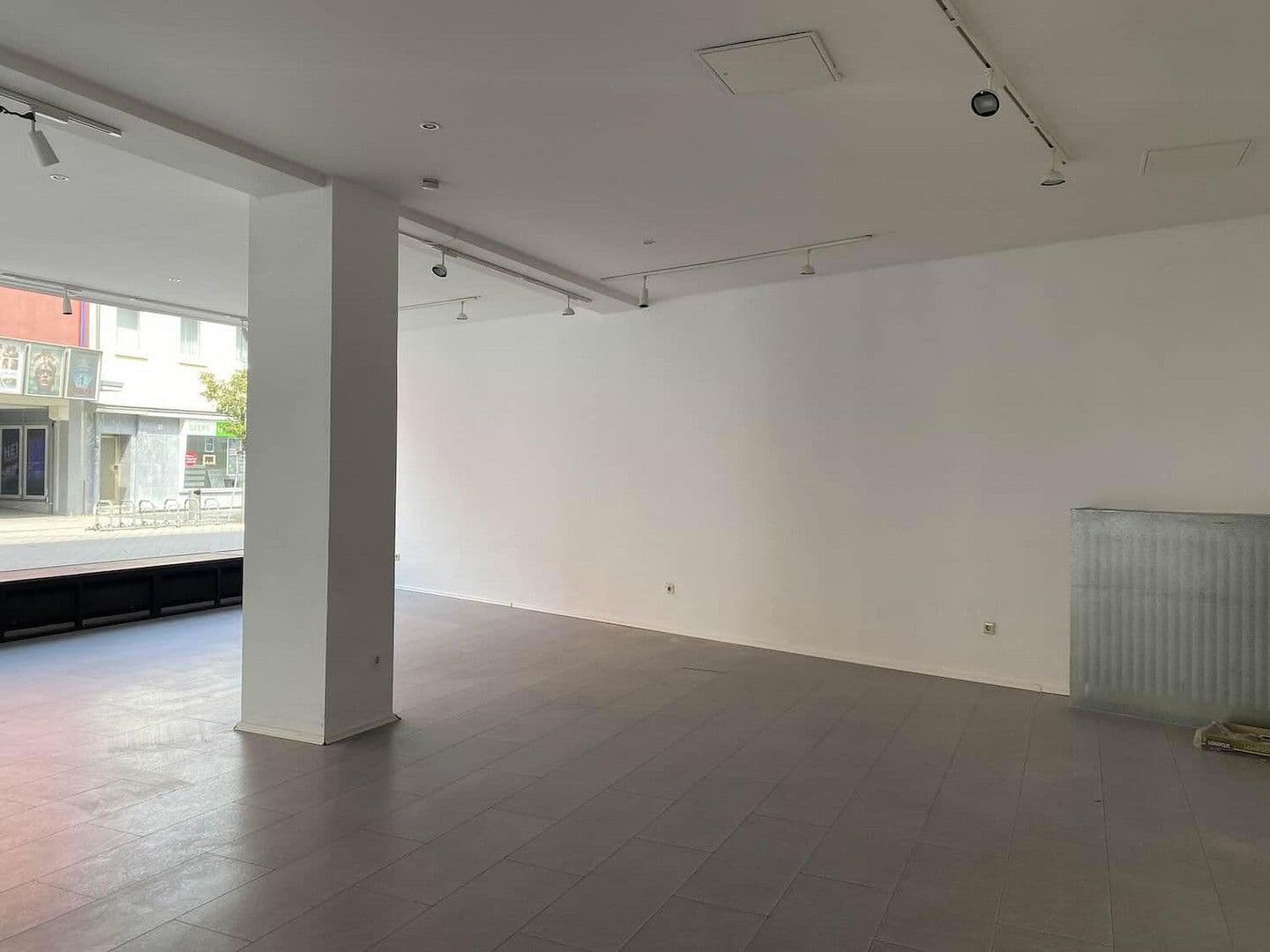 Pronájem kanceláře 135 m², August-Bebel-Str. 8, Frankenthal, Porýní-Falc Pronájem kanceláře 135 m², August-Bebel-Str. 8, Frankenthal, Porýní-Falc