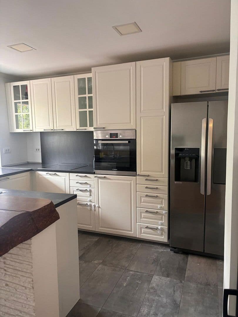 Pronájem bytu 3+1 75 m², München, Bavorsko Pronájem bytu 3+1 75 m², München, Bavorsko