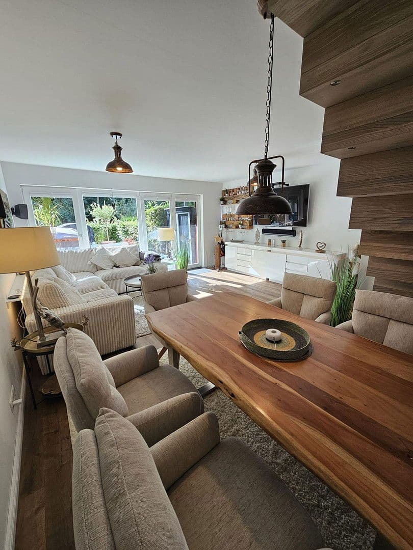 Prodej bytu 3+1 108 m², Hamburg, Hamburg Prodej bytu 3+1 108 m², Hamburg, Hamburg