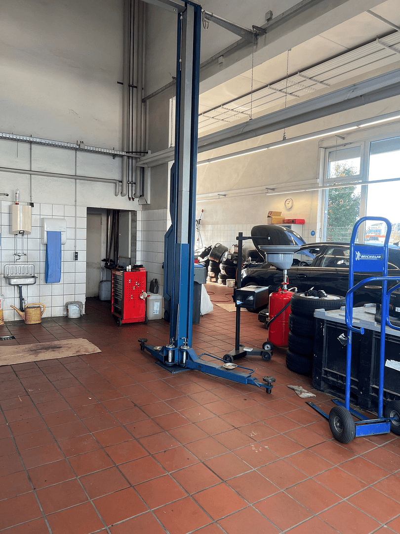 Pronájem nebytového prostoru 670 m², Achern, Bádensko-Württembersko Pronájem nebytového prostoru 670 m², Achern, Bádensko-Württembersko