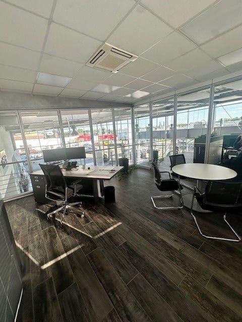 Pronájem kanceláře 220 m², Achern, Bádensko-Württembersko Pronájem kanceláře 220 m², Achern, Bádensko-Württembersko