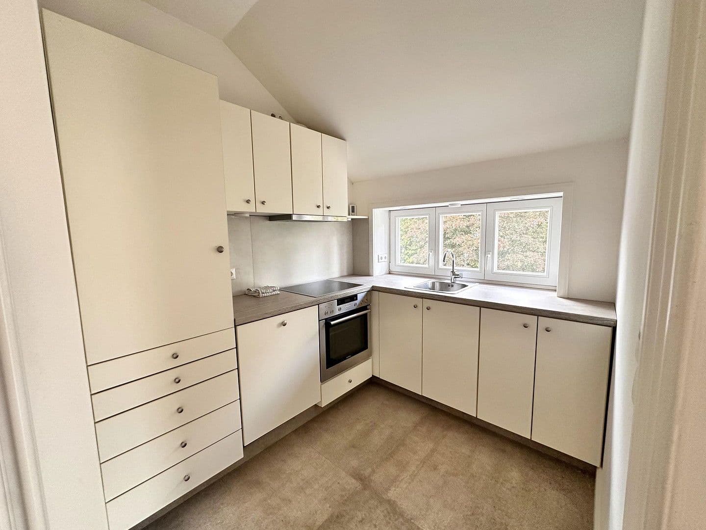 Prodej bytu 3+kk 96 m², Schwarzenbek, Šlesvicko-Holštýnsko Prodej bytu 3+kk 96 m², Schwarzenbek, Šlesvicko-Holštýnsko