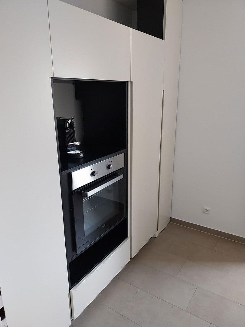 Pronájem bytu 3+1 75 m², Feldbergstraße 9, Frankfurt am Main, Hessen Pronájem bytu 3+1 75 m², Feldbergstraße 9, Frankfurt am Main, Hessen