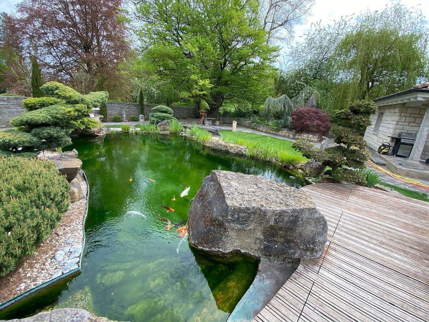 Prodej domu 229 m², pozemek 2.360 m², Kirchheim, Bavorsko Prodej domu 229 m², pozemek 2.360 m², Kirchheim, Bavorsko