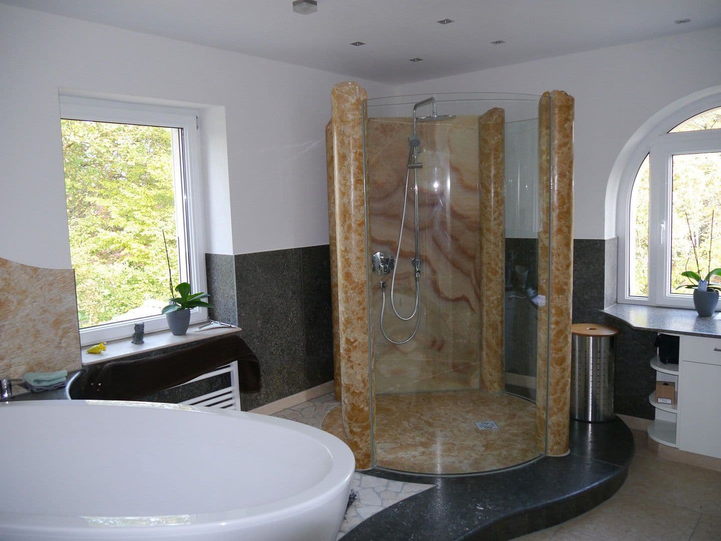 Prodej domu 229 m², pozemek 2.360 m², Kirchheim, Bavorsko Prodej domu 229 m², pozemek 2.360 m², Kirchheim, Bavorsko