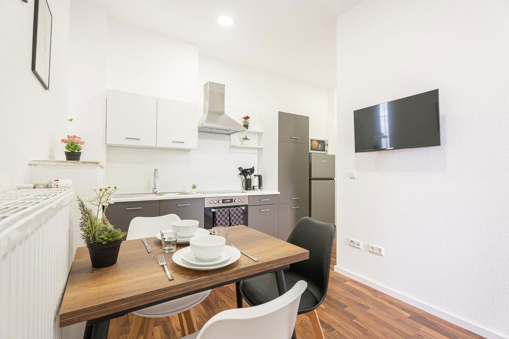 Pronájem bytu 3+1 50 m², Wilhelmstrasse 11, Heilbronn, Bádensko-Württembersko Pronájem bytu 3+1 50 m², Wilhelmstrasse 11, Heilbronn, Bádensko-Württembersko