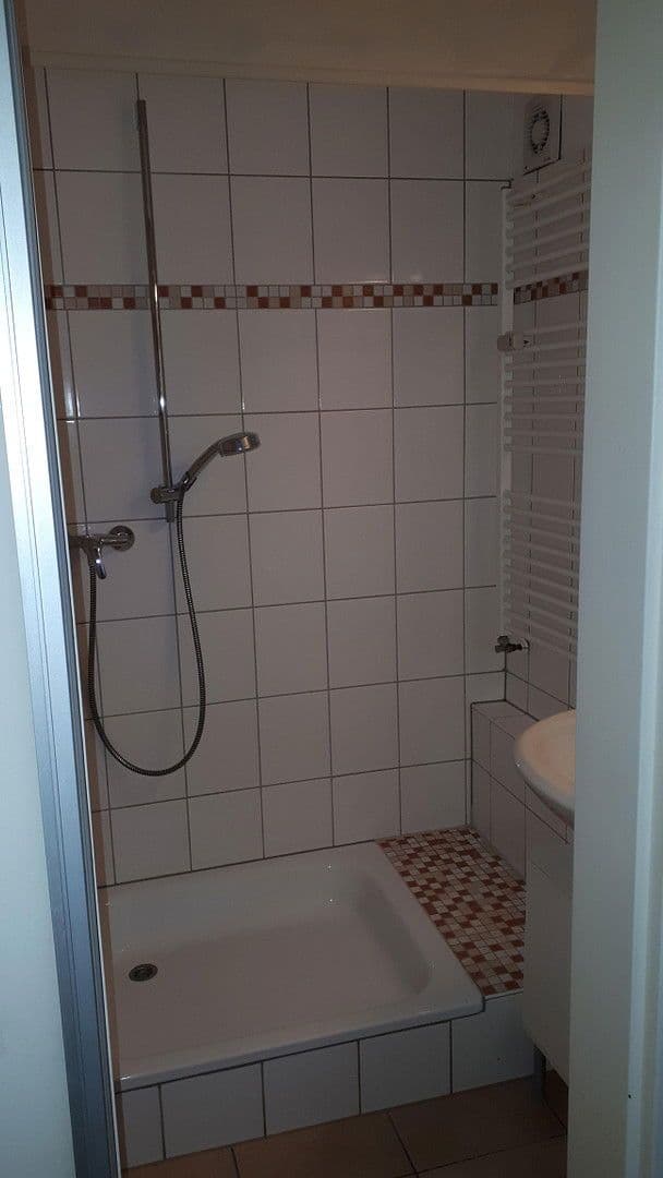 Prodej domu 790 m², pozemek 796 m², Sandstraße 8, Ratingen, Severní Porýní-Vestfálsko Prodej domu 790 m², pozemek 796 m², Sandstraße 8, Ratingen, Severní Porýní-Vestfálsko