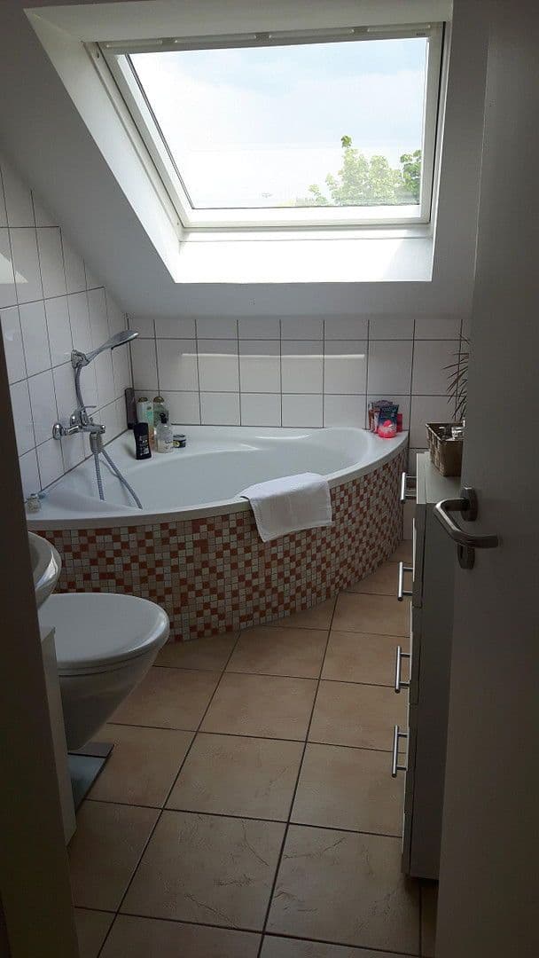 Prodej domu 790 m², pozemek 796 m², Sandstraße 8, Ratingen, Severní Porýní-Vestfálsko Prodej domu 790 m², pozemek 796 m², Sandstraße 8, Ratingen, Severní Porýní-Vestfálsko