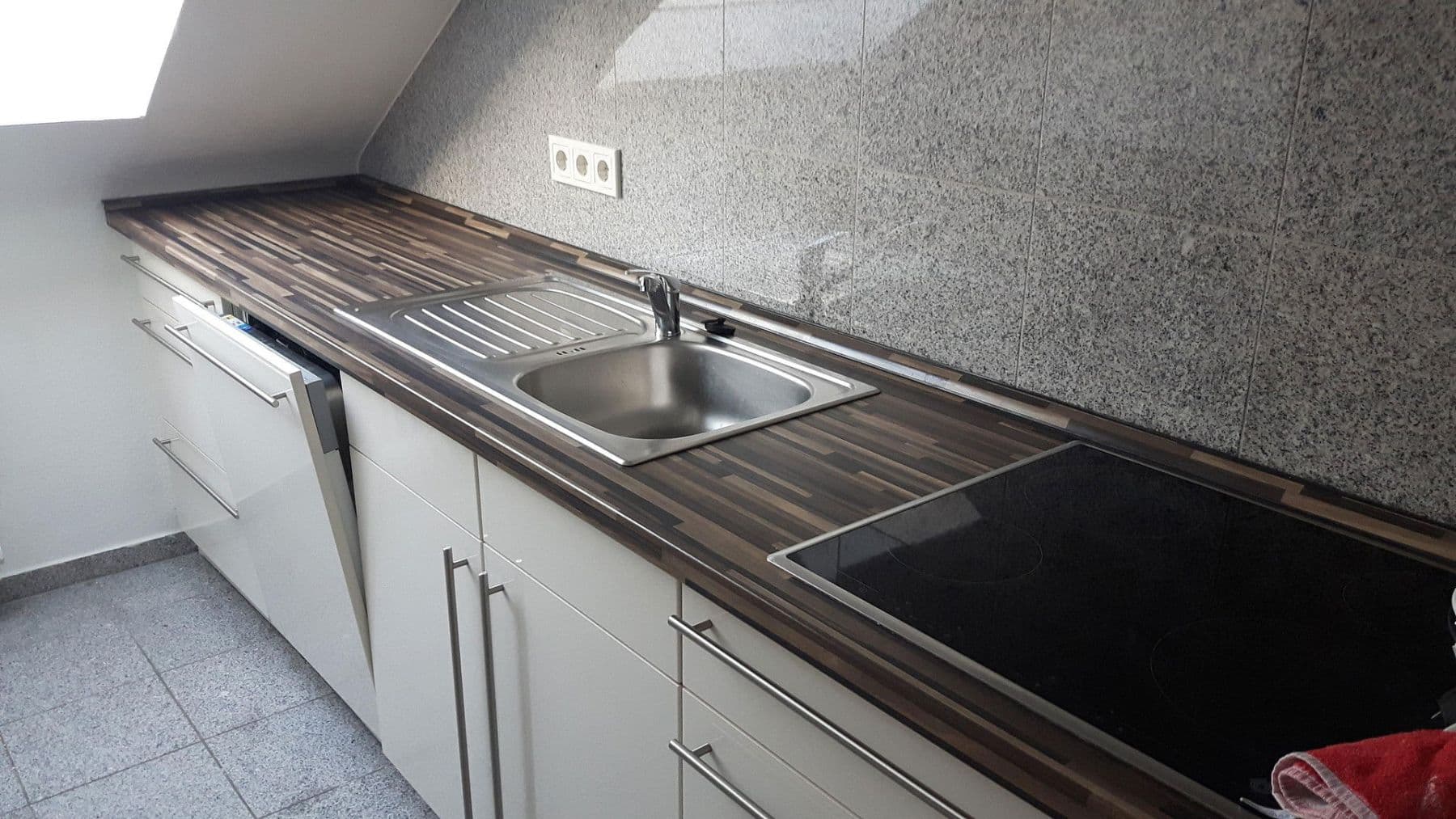 Prodej domu 790 m², pozemek 796 m², Sandstraße 8, Ratingen, Severní Porýní-Vestfálsko Prodej domu 790 m², pozemek 796 m², Sandstraße 8, Ratingen, Severní Porýní-Vestfálsko