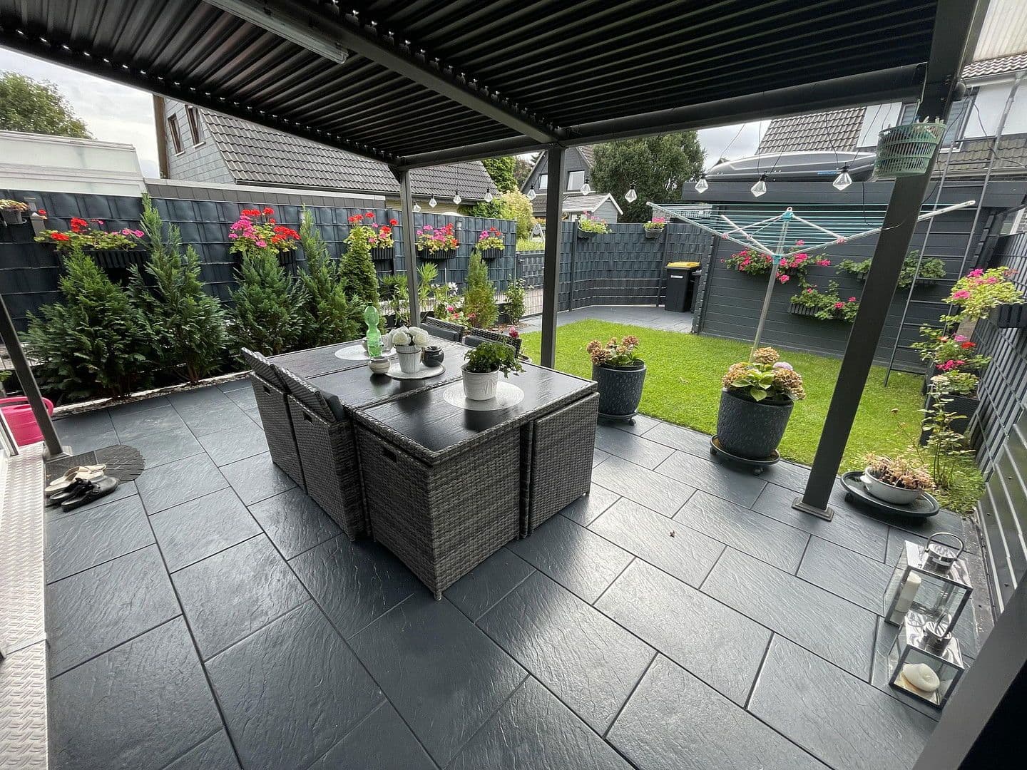 Prodej domu 95 m², pozemek 166 m², Friedrich Ebert Allee 90a, Schenefeld, Šlesvicko-Holštýnsko Prodej domu 95 m², pozemek 166 m², Friedrich Ebert Allee 90a, Schenefeld, Šlesvicko-Holštýnsko