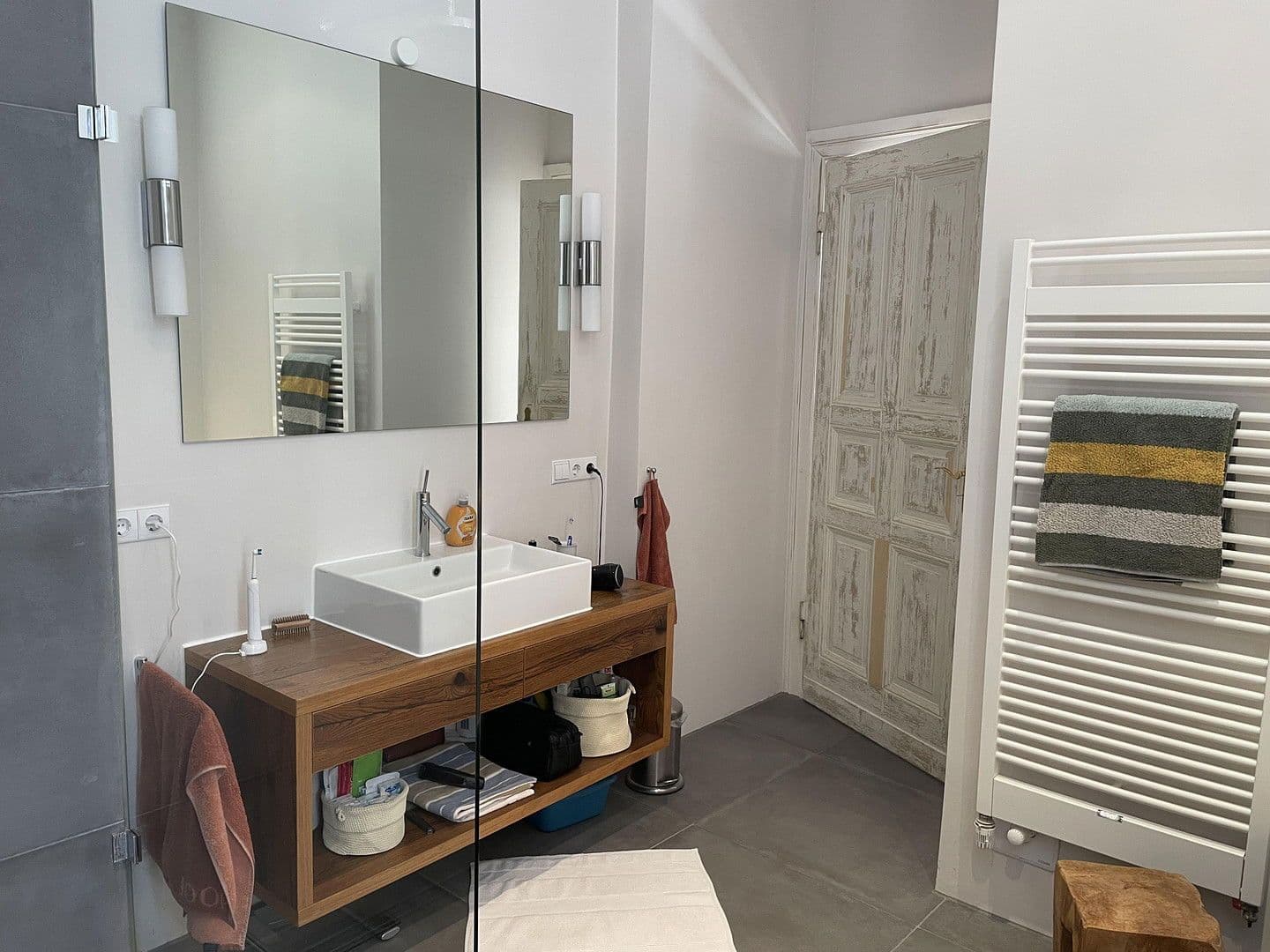 Prodej bytu 2+1 75 m², Keithstraße 16, Berlin, Berlín Prodej bytu 2+1 75 m², Keithstraße 16, Berlin, Berlín