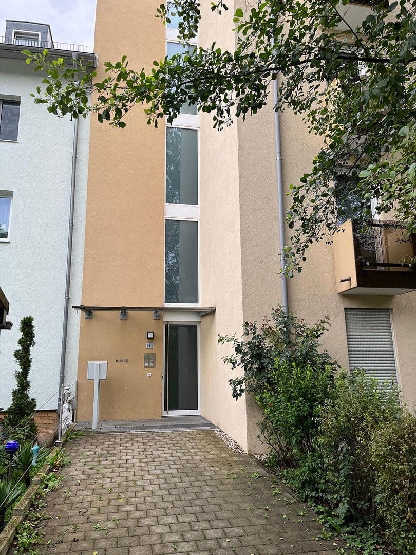 Pronájem bytu 3+1 90 m², Niedermayerstr. 62, Landshut, Bavorsko Pronájem bytu 3+1 90 m², Niedermayerstr. 62, Landshut, Bavorsko