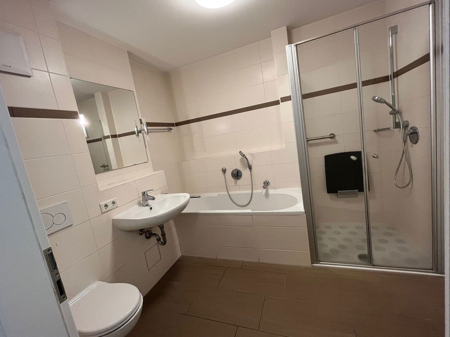 Pronájem bytu 3+1 90 m², Niedermayerstr. 62, Landshut, Bavorsko Pronájem bytu 3+1 90 m², Niedermayerstr. 62, Landshut, Bavorsko