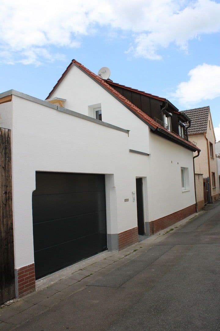 Pronájem bytu 4+1 112 m², Maurergasse 18, Mainz, Porýní-Falc Pronájem bytu 4+1 112 m², Maurergasse 18, Mainz, Porýní-Falc