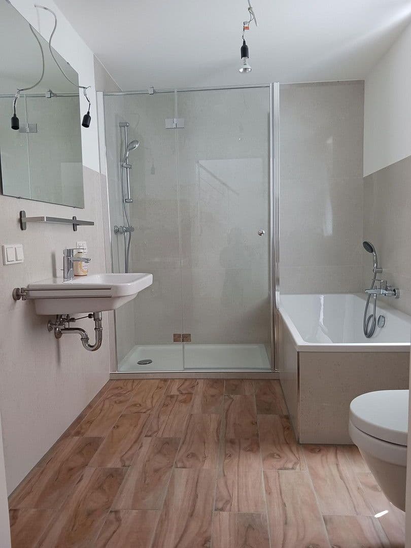 Pronájem bytu 4+1 112 m², Maurergasse 18, Mainz, Porýní-Falc Pronájem bytu 4+1 112 m², Maurergasse 18, Mainz, Porýní-Falc