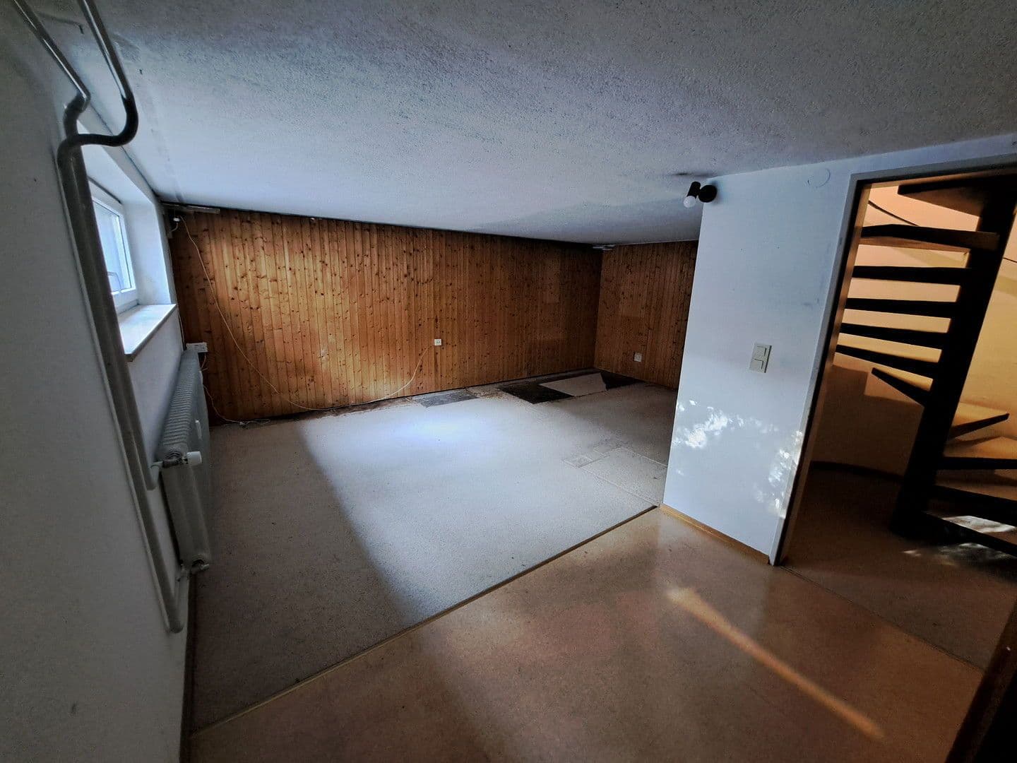 Prodej bytu 3+1 92 m², Hollerweg 13, Gröbenzell, Bavorsko Prodej bytu 3+1 92 m², Hollerweg 13, Gröbenzell, Bavorsko